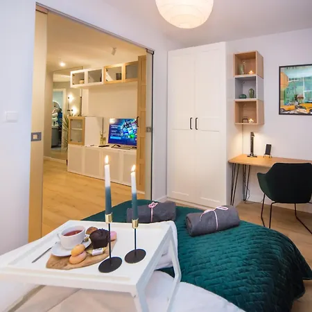 Apartament Garnizon *